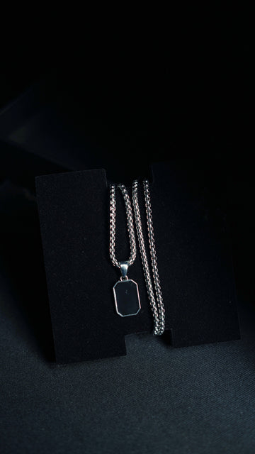 Senflora Black Stone Silver Chain